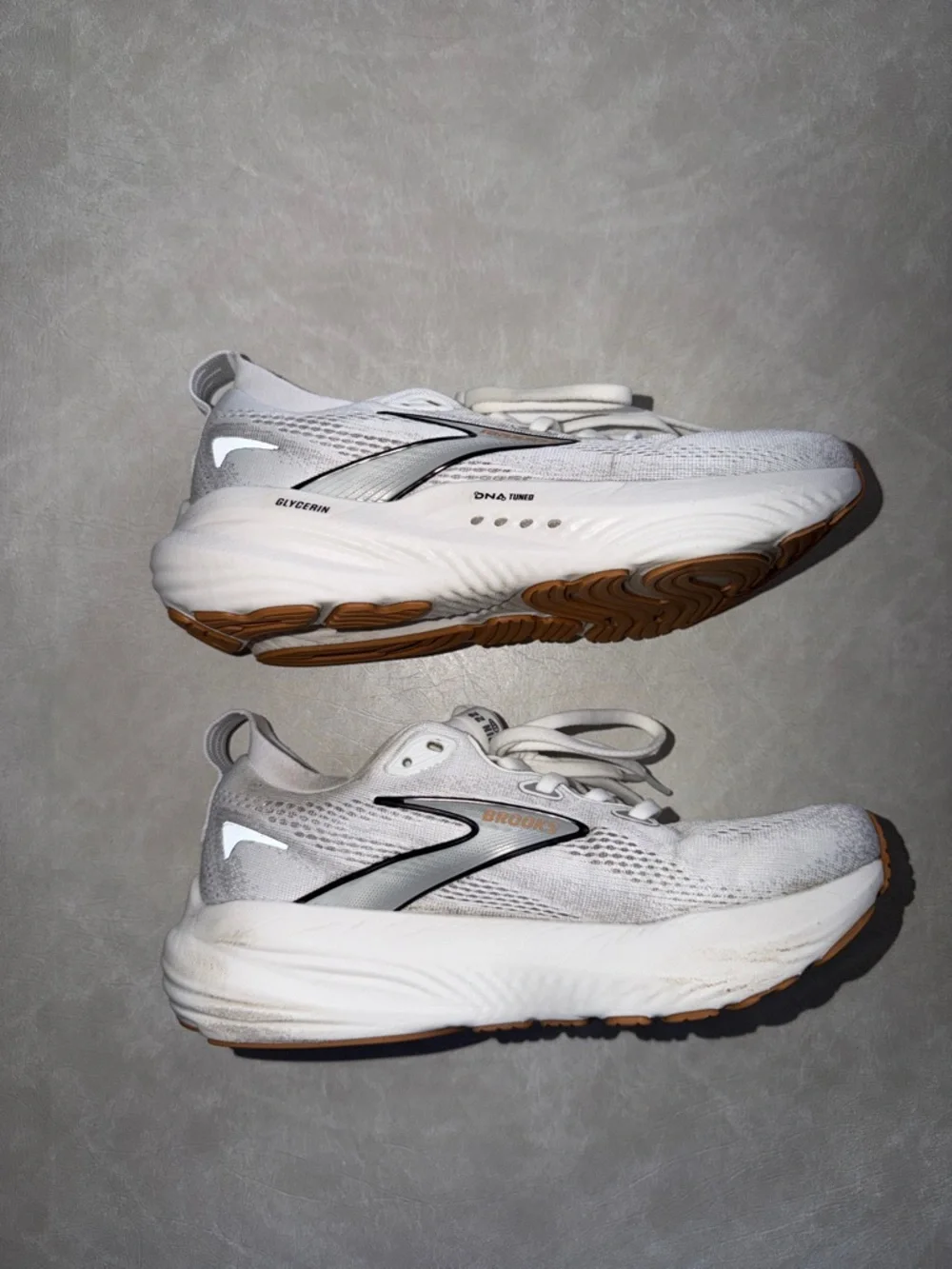 Brooks Women’s Glycerin 22 Running Shoes - Picture 4 of 11